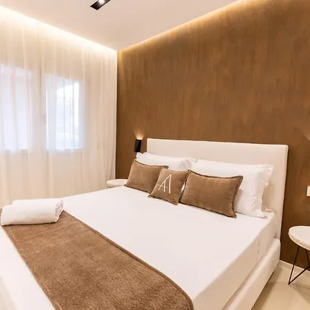 Double A Luxury אולביה