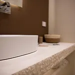 Гостьовий будинок Double A Luxury Ольбія