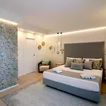 Double A Luxury Ольбія