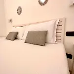 Гостьовий будинок Double A Luxury Ольбія