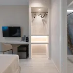 Double A Luxury 4*