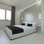 Гостьовий будинок Double A Luxury 4*