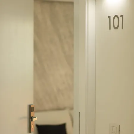 Πανσιόν Double A Luxury