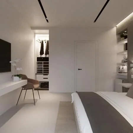 Double A Luxury Πανσιόν