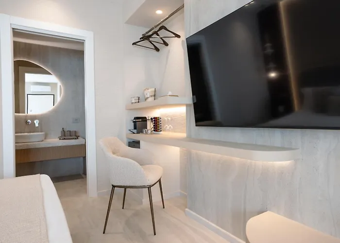 Guest house Double A Luxury 4*